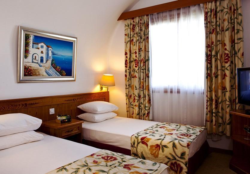Salamis Bay Conti Hotel Agios Sergios Exteriör bild