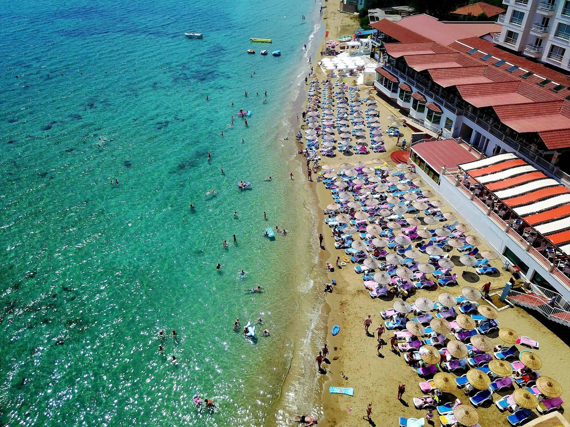 Salamis Bay Conti Hotel Agios Sergios Exteriör bild